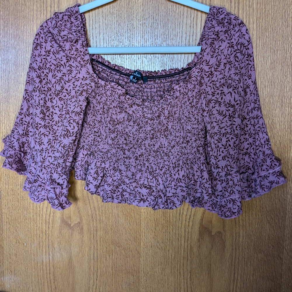 Lulu's Mauve Floral Smocked Blouse